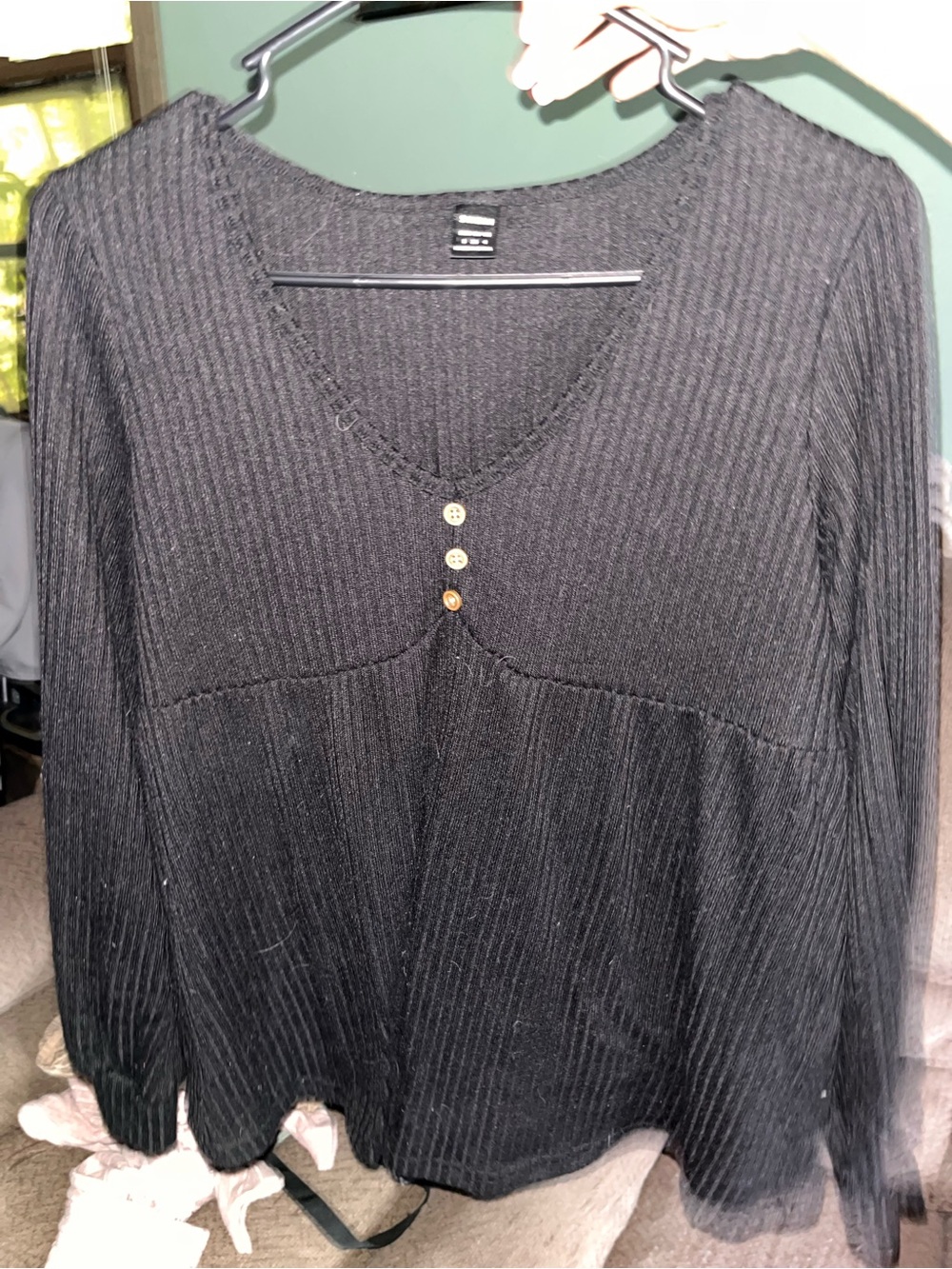 SHEIN Black Ribbed V-Neck Women’s Maternity Long Sleeve Top with Front Buttons